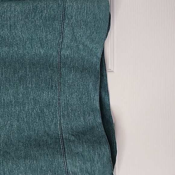 STATE OF MINE WOMAN'S FLEECE TOP - Picture 3 of 8